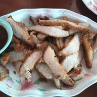 ร้านไก่ย่างคุณปุ๊