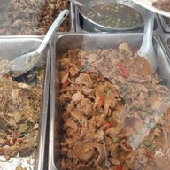 อาหารไทยฝายหิน หอ 40 ปี