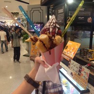 เมนูของร้าน 1Q84 churros เซ็นทรัลพลาซ่าปิ่นเกล้า