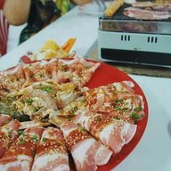 ร้านเจ้มุ่ยหมูย่างเกาหลี&ชาบู ปิ้งย่าง ลำลูกกาคลองสอง