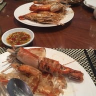 Cafe Laurel Evergreen Laurel Hotel