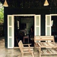 หน้าร้าน Kaf Cafe