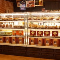 บรรยากาศ Bellinee's @JAS URBAN Srinakarin