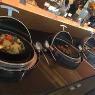 Mori Grill โรงแรมเจ้าพระยาพาร์ค