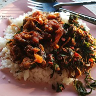 เมนูของร้าน ข้าวแกงเจ๊พร (เจ้าเก่า)