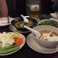 เมนูของร้าน สามเสนวิลล่า ต้นตำรับเบียร์วุ้นแก้วแช่เจ้าแรกของไทย สาขาพญาไท