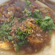 ก๋วยจั๊บน้ำข้น โก๋หนุ่ม