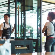 บรรยากาศ เป็นต่อก่อสร้าง&คาเฟ่ ตาก