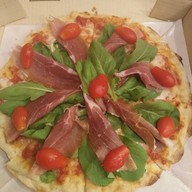 Limoncello Thonglor Soi 9 ทองหล่อ 9