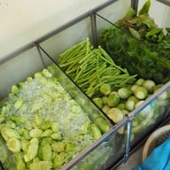 เมนูของร้าน ล้านแกงไทย แกงใต้