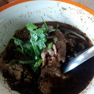 ก๋วยเตี๋ยวเรือนายเอี่ยว