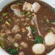 เมนูของร้าน ก๋วยเตี๋ยวเรือลุงจาบ
