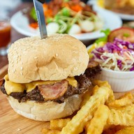 เมนูของร้าน เรื่องของสเต๊ก บ้านเกาะ