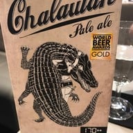 Greyhound Café เซ็นทรัลพลาซา ลาดพร้าว