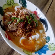 ก๋วยเตี๋ยวเรือ"แม่พิกุล"