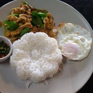 ครัวคุณเก๋อาหารตามสั่ง ตึกที9เมืองทองธานี เมืองทองธานี