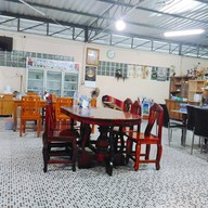 บรรยากาศ ตำถาด-ไก่แซ่บ
