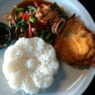 ครัวคุณเก๋อาหารตามสั่ง ตึกที9เมืองทองธานี เมืองทองธานี