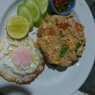 ครัวคุณเก๋อาหารตามสั่ง ตึกที9เมืองทองธานี เมืองทองธานี