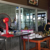 บรรยากาศ ก๋วยเตี๋ยวเป็ดในสวน