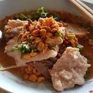 องอาจโภชนา