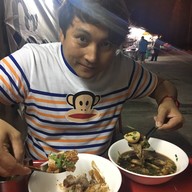 เจ๊นา ก๋วยจั๊บน้ำข้น