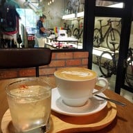 mama's cafe coffee&dessert