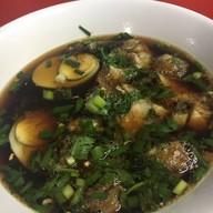 เจ๊นา ก๋วยจั๊บน้ำข้น