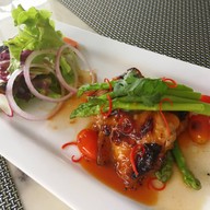 เมนูของร้าน The Twist Bar & Bistro