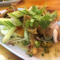 เมนูของร้าน ครัวเมืองลพ คนเมืองลิง