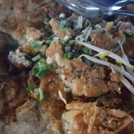 ผัดไทย หอยทอด