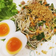 ยำขนมจีนคุณวรรณ โลตัสพระราม4