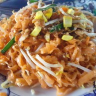 ผัดไทย หอยทอด