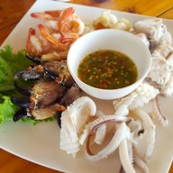 เมนูของร้าน ครัวอลิสา แหลมสิงห์,จันทบุรี