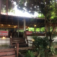 ข้าวแกงบ้านสวนระยอง