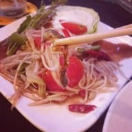 เมนูของร้าน อิ่ม บาร์แอนด์เรสเตอรองท์ (อิ่ม เบียร์วุ้น) ถนนสุวินทวงศ์