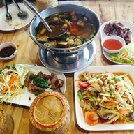 ตำนัวนัว E-San Restaurant
