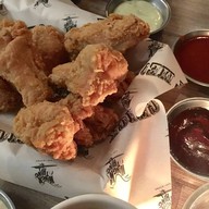 เมนูของร้าน Wing N' Thing