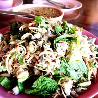 เมนูของร้าน เจ๊น้อง อ่าวยาง