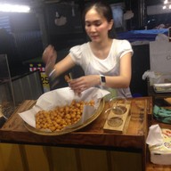 ตลาดนัดมะลิ เลียบด่วนเมืองทอง