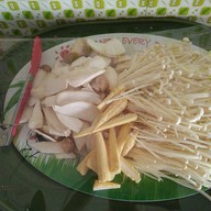 99 จุ่มแซ่บหินกอง