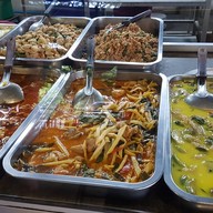 ข้าวแกงครัวต้นแก้ว