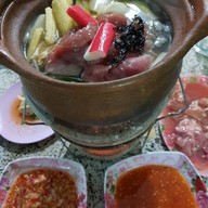 99 จุ่มแซ่บหินกอง