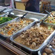 ข้าวแกงครัวต้นแก้ว