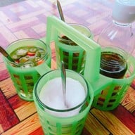 ราดหน้าหมูหมัก ตลาดอ้อมเมือง