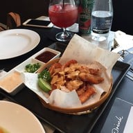 เมนูของร้าน Greyhound Café Central Chidlom ชั้น 3