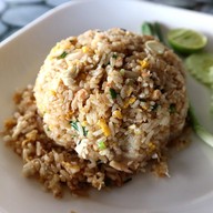 เมนูของร้าน ร้านราดหน้ากระเพราะปลาหม้อดิน กม.1 สัตหีบ