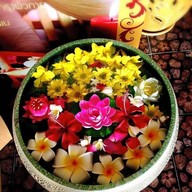 สราภิรมย์ Massage&Spa  V market