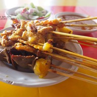 เมนูของร้าน หมูสะเต๊ะ เฮียแกละ