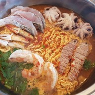 เมนูของร้าน อย่าลืมฉัน ถนนสาลีรัฐวิภาค